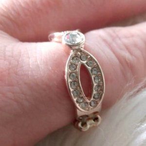 COPY Paparazzi Infinity Rhinestone Ring